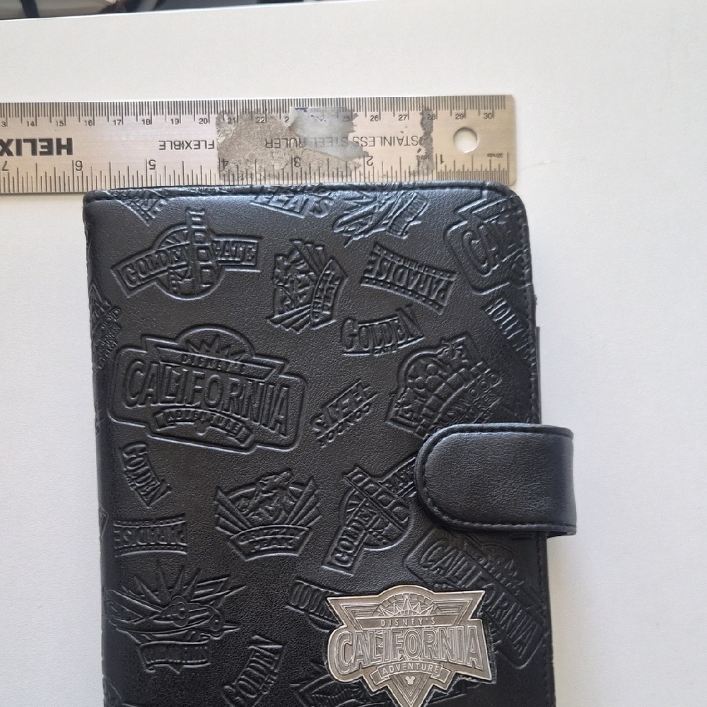 Disney Black Embossed California Adventure Organizer with Silver Badge - Picture 11 of 12
